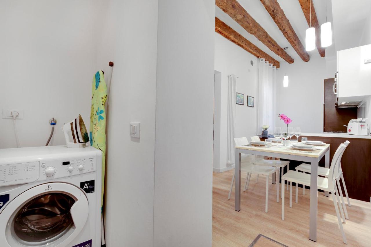 Botteri Palace Apartments By Wonderful Italy Venesia Bagian luar foto