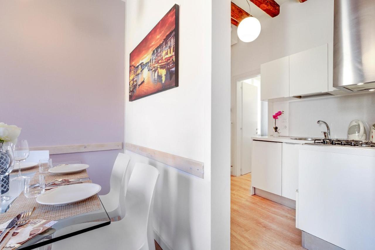 Botteri Palace Apartments By Wonderful Italy Venesia Bagian luar foto