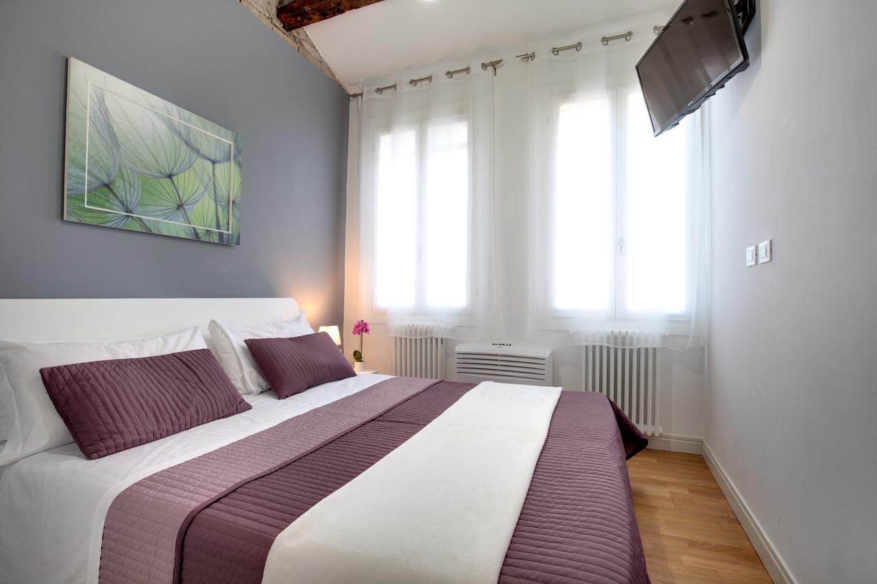 Botteri Palace Apartments By Wonderful Italy Venesia Bagian luar foto